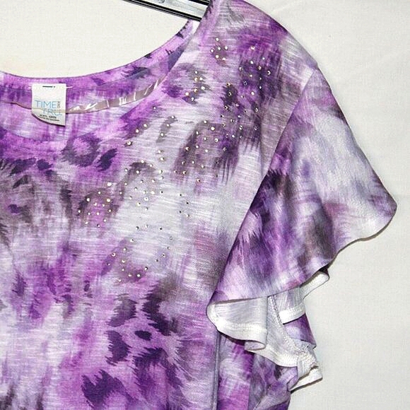 Time and Tru XXL (20) – Purple Animal Print Flutter Sleeve Top - Picture 4 of 10